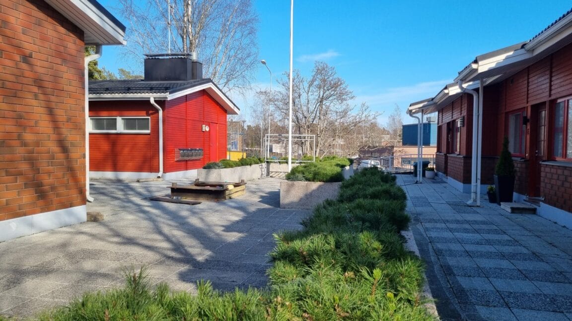 Päivänkehräntie 1, Espoo (Olari)