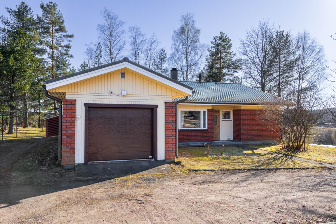 Myyrinkuja 15, Nurmijärvi (Nummenpää)