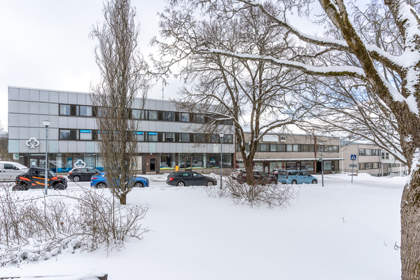 Huhdintie 7, Karkkila