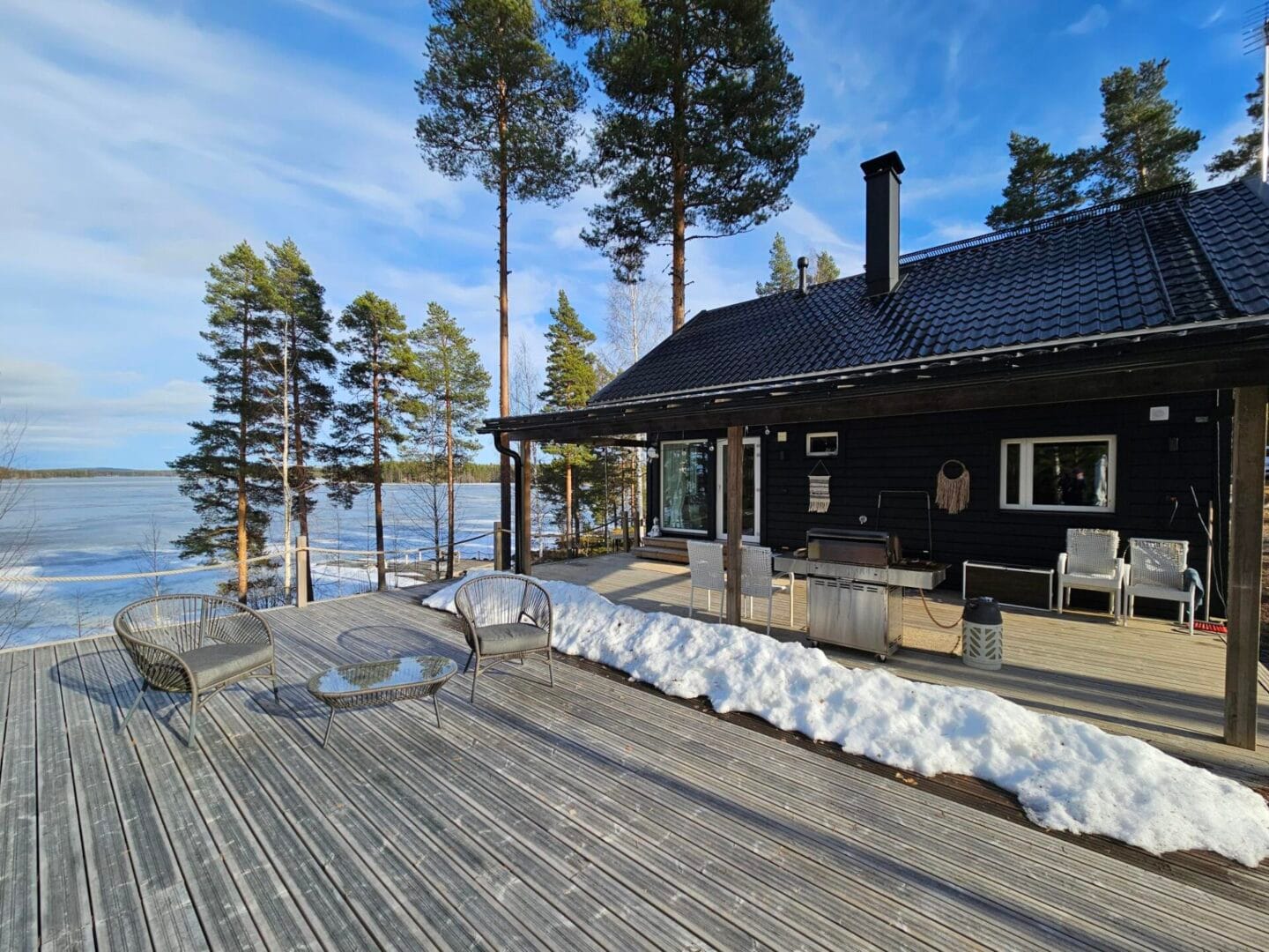 Ukonluodontie 84, Kuopio (Kaislastenlahti), Kuva 1