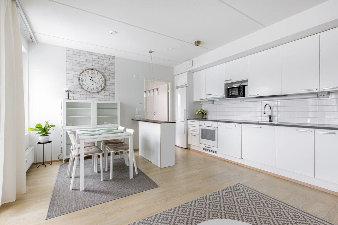 Kuusiniementie 21, Espoo (Viherkallio, Viherlaakso)