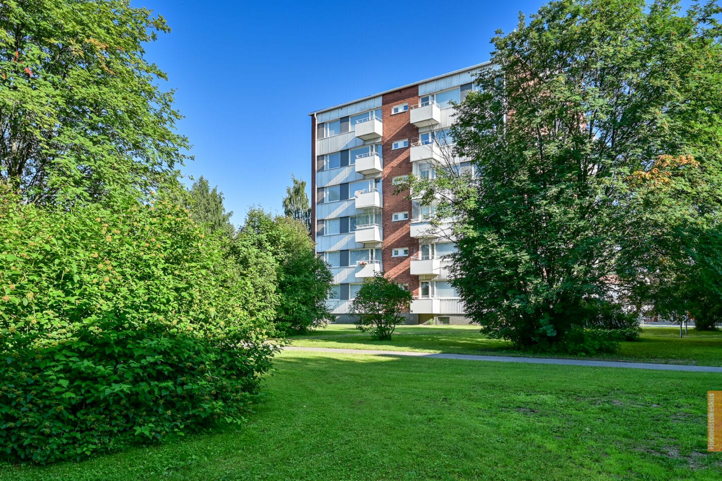 Tarkka-ampujankatu 16, Oulu (Heinäpää), Kuva 1