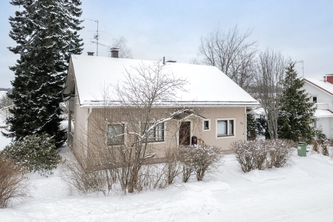 Muuntajakatu 9 b, Hämeenlinna (Myllymäki)