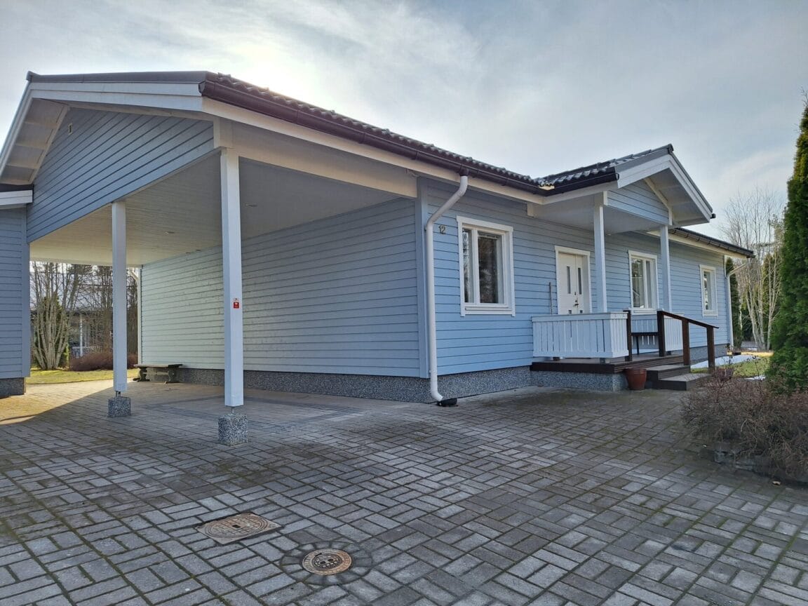 Kuokkamaantie 12, Hämeenlinna (Hirsimäki)