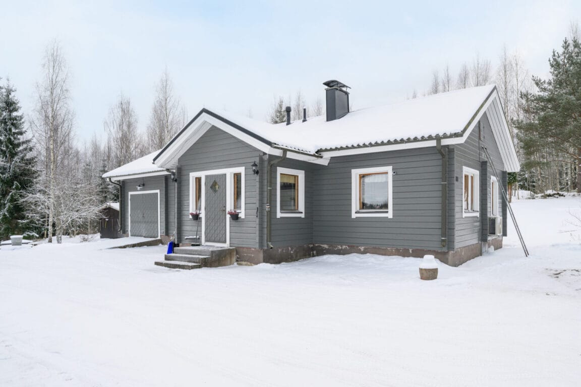 Iirislammentie 180, Lohja (Ikkala)