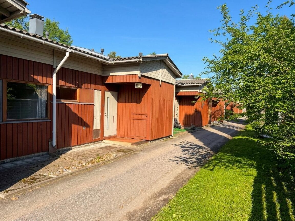 Maarinkunnaantie 11 D, Vantaa (Maarinkunnas, Hakkila)