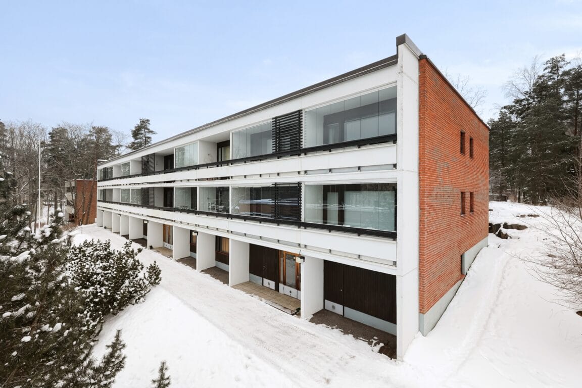 Törmäniityntie 11, Espoo (Viherlaakso)