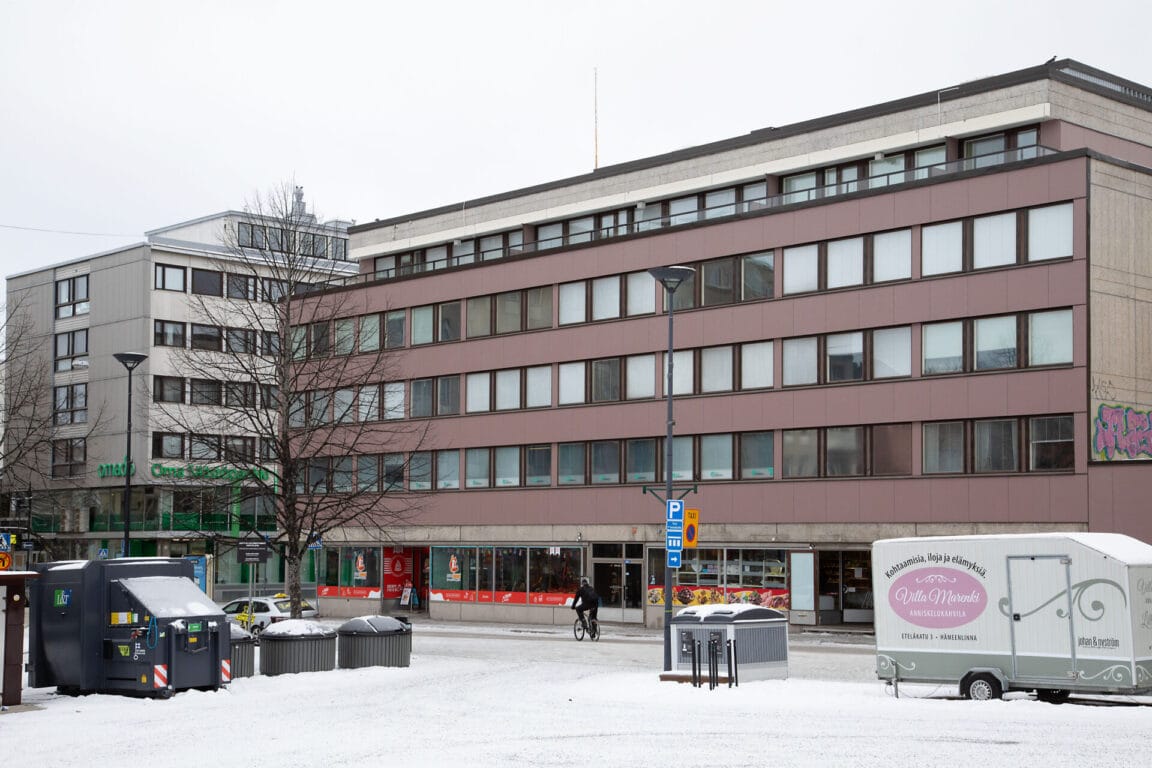 Hallituskatu 18, Hämeenlinna (Koilliskulma, Keskusta)