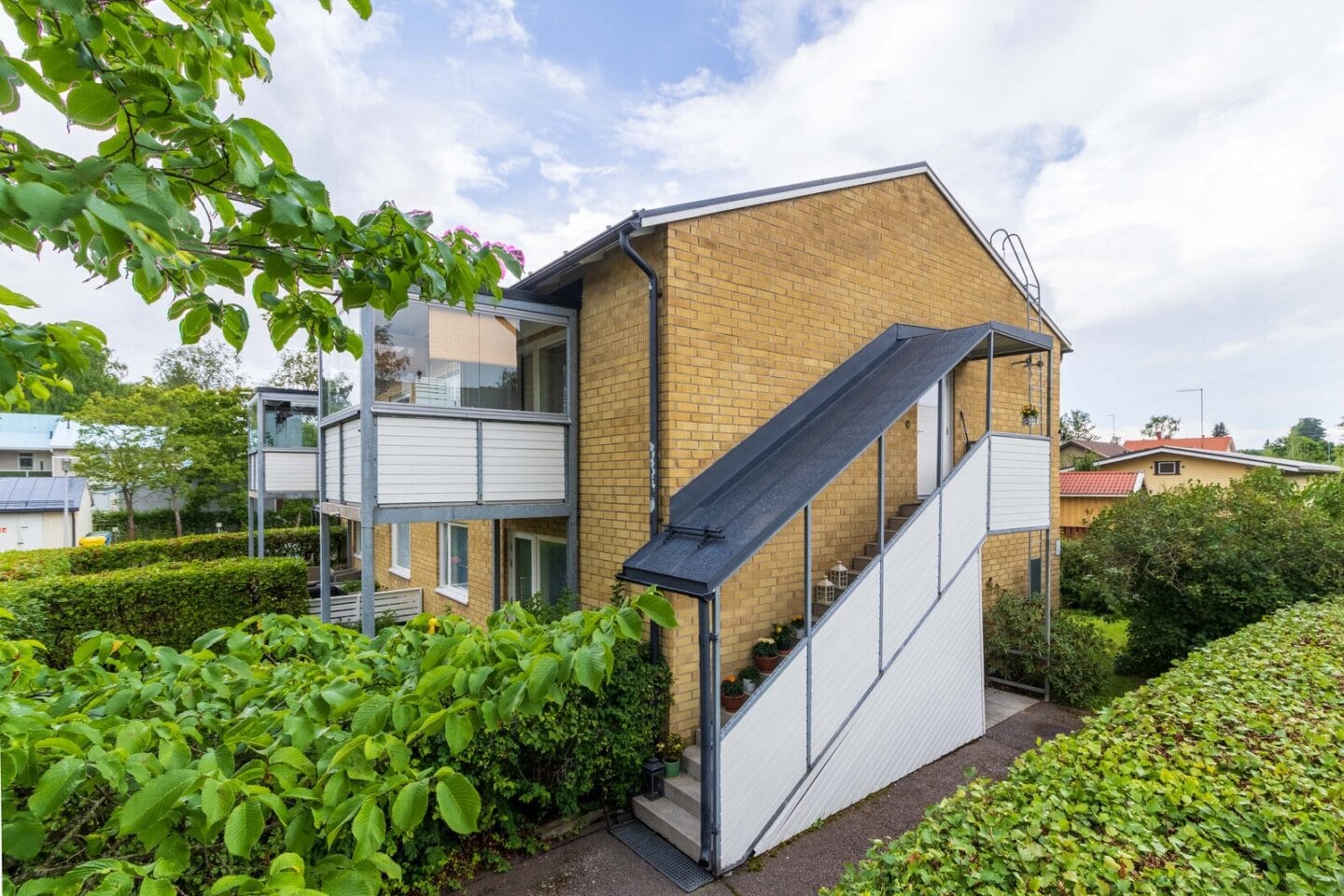 Heinäpellontie 26, Helsinki (Tapaninkylä), Kuva 1