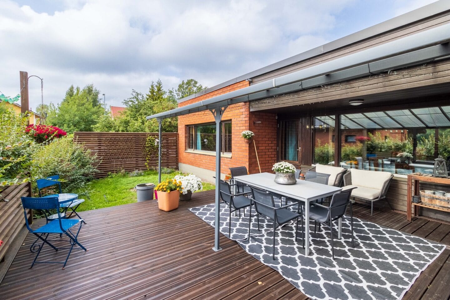 Tuiskutie 9, Helsinki (Sepänmäki), Kuva 1