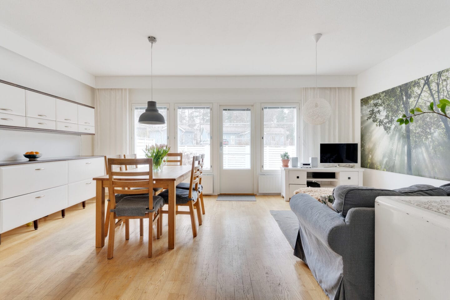 Esikoisentie 8, Helsinki (Hakuninmaa), Kuva 1