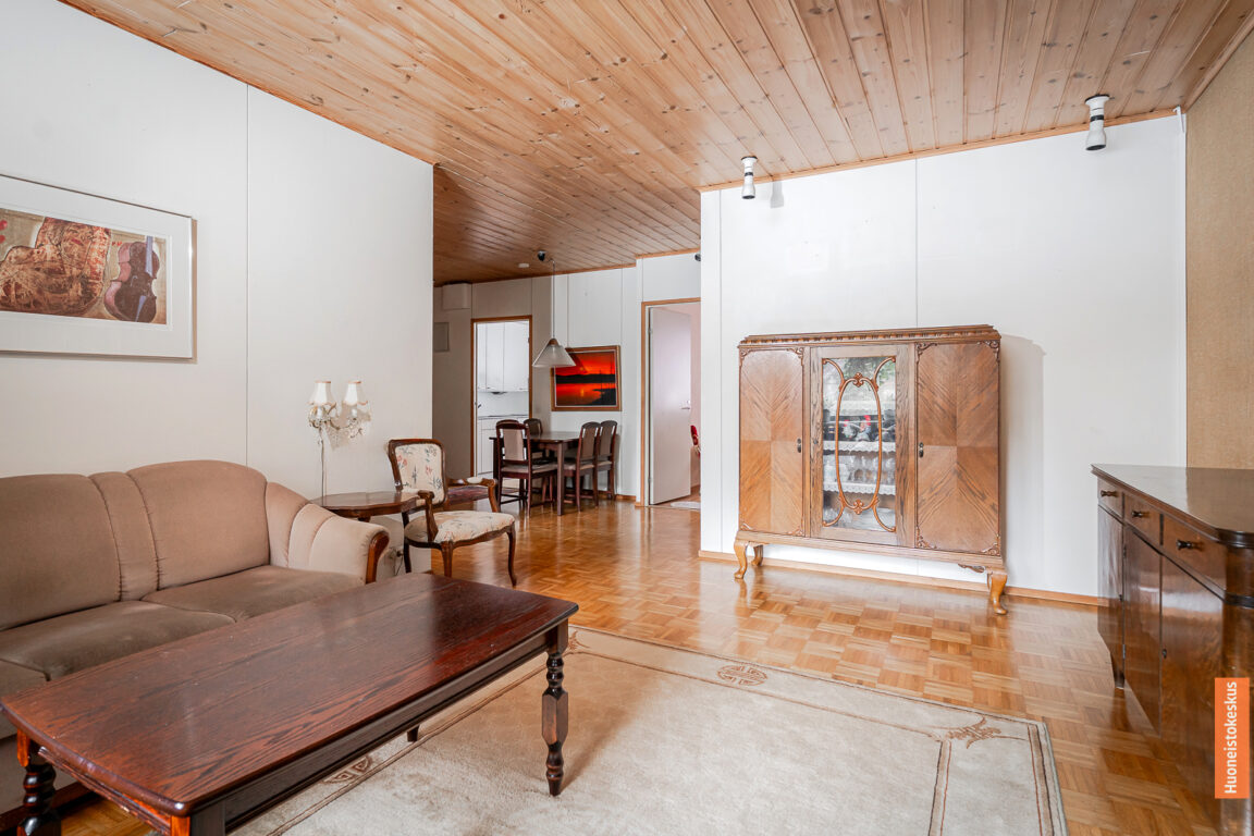 Poikluomantie 26, Piispanristi (Poikluoma)