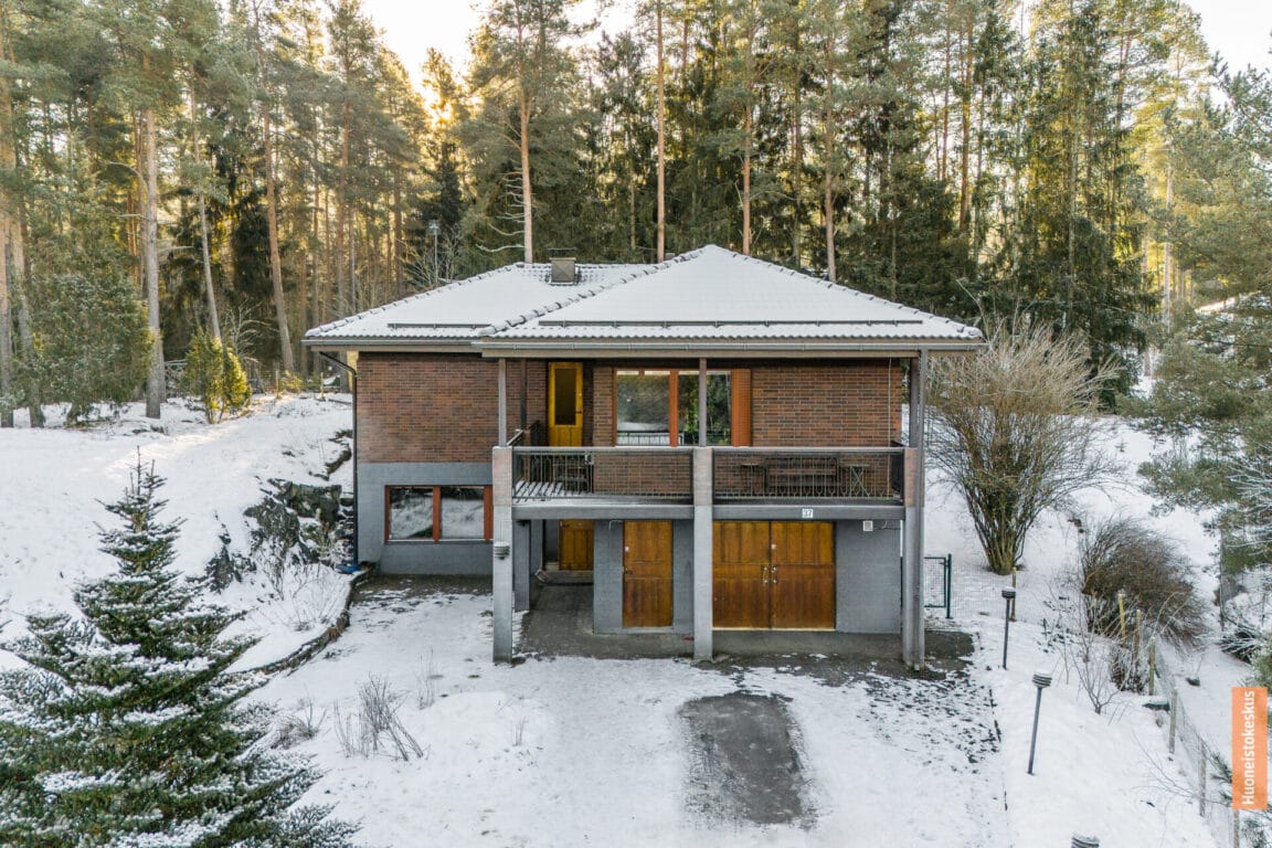 Isoniityntie 37, Parainen