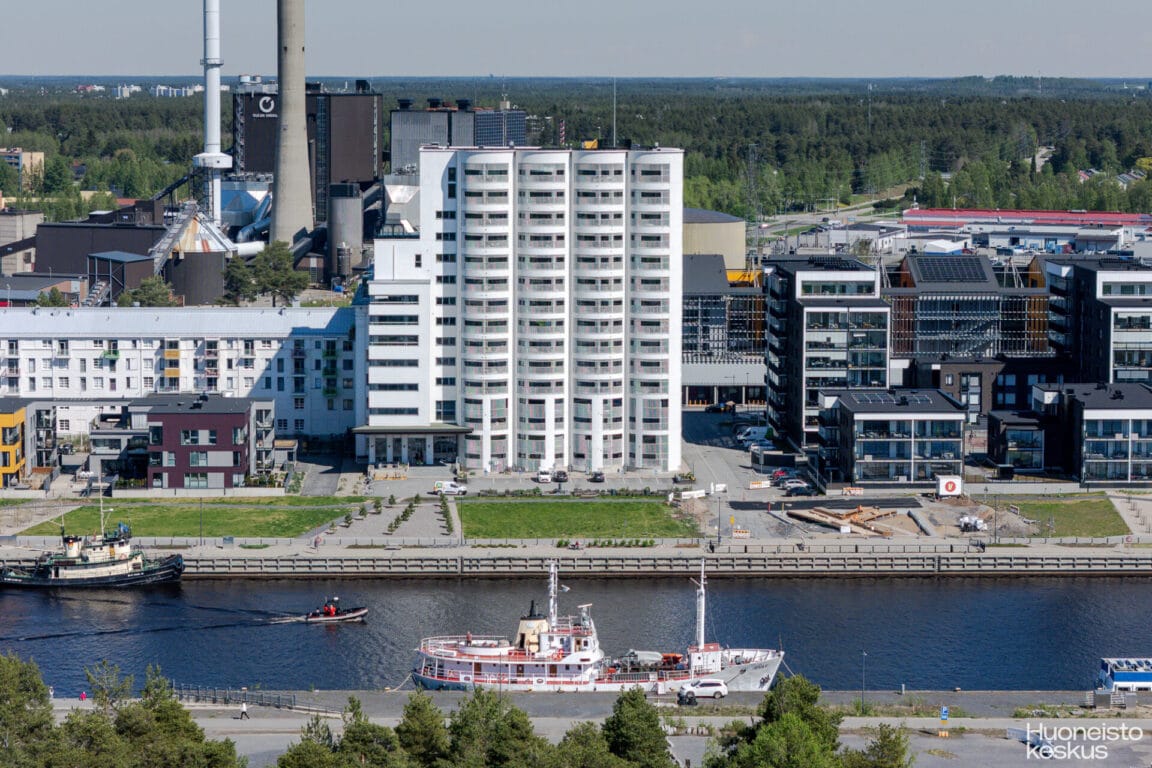 Siilotie 21, Oulu (Toppilansalmi)