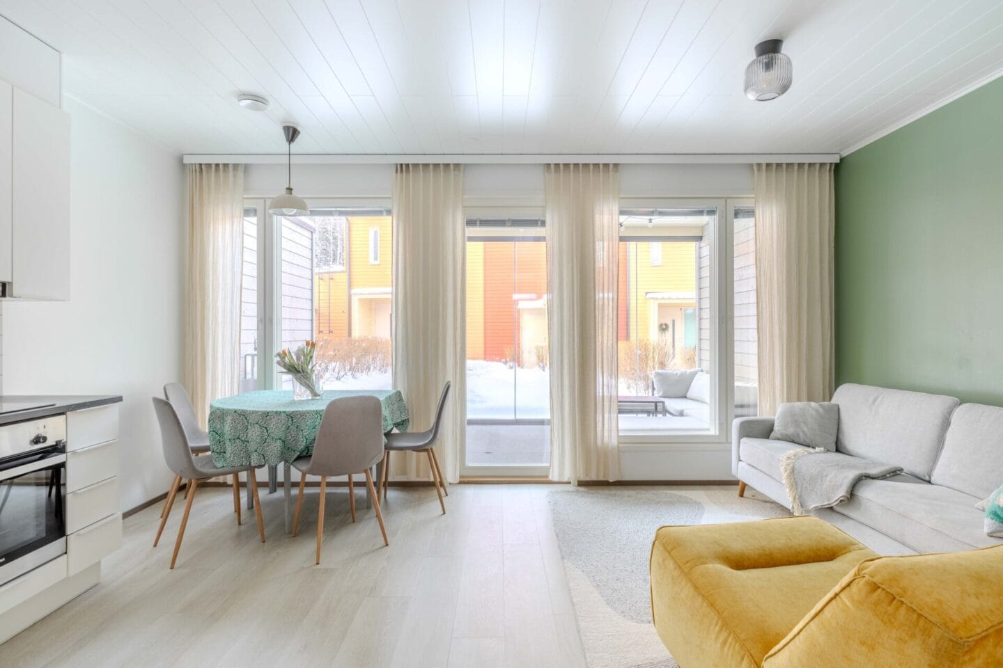 Neitoperhosentie 9, Helsinki (Honkasuo), Kuva 1