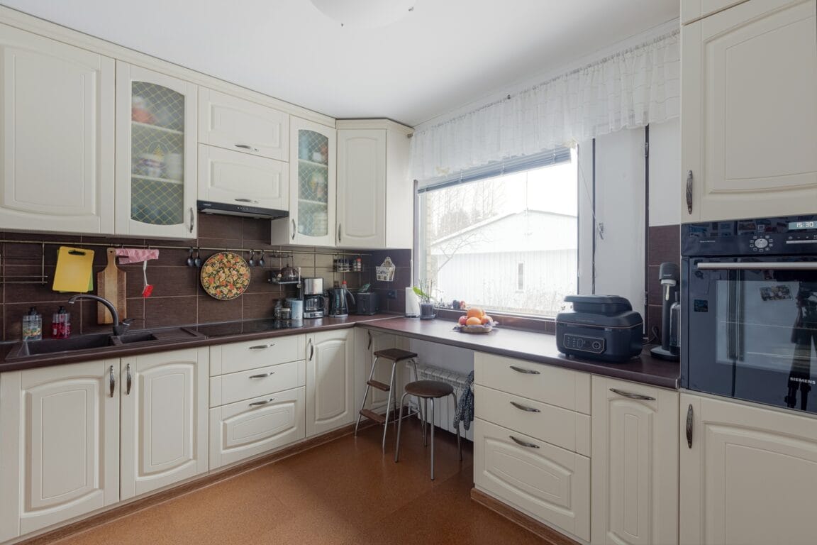 Lankkutie 11, Kouvola (Valkealan kirkonkylä)