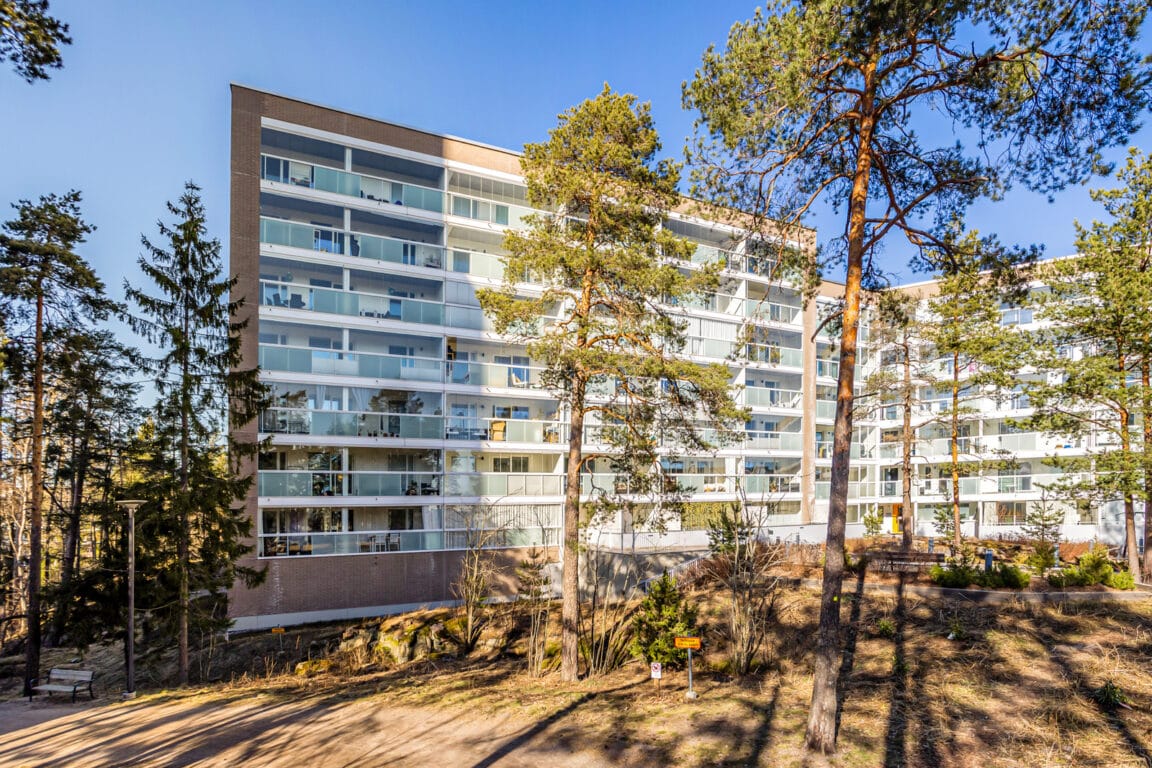 Ruutikellarintie 8, Espoo (Mäkkylä, Leppävaara)