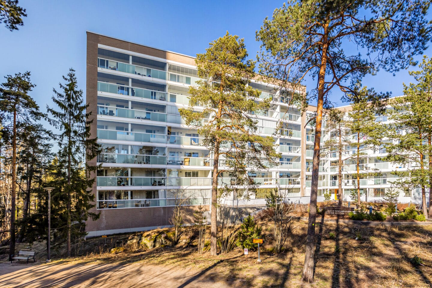 Ruutikellarintie 8, Espoo (Mäkkylä, Leppävaara), Kuva 1