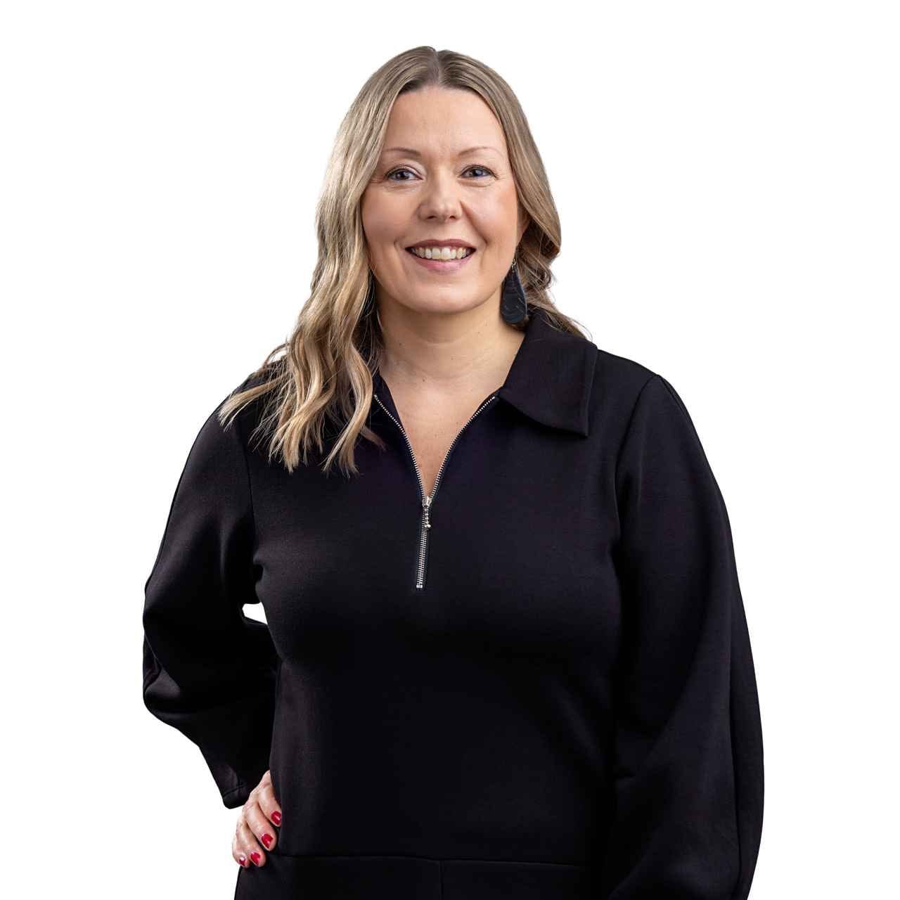 Asuntomyyjä Riia Brandenburg