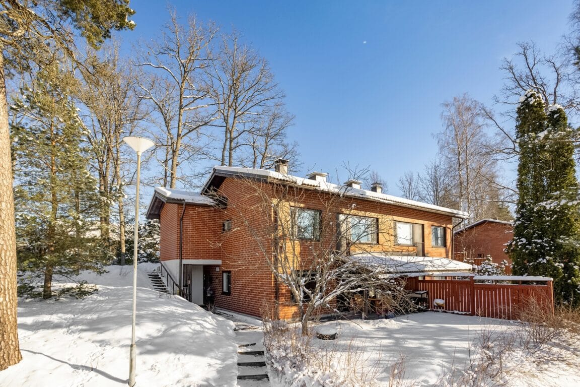 Pitkäjärventie 7, Espoo (Laaksolahti)