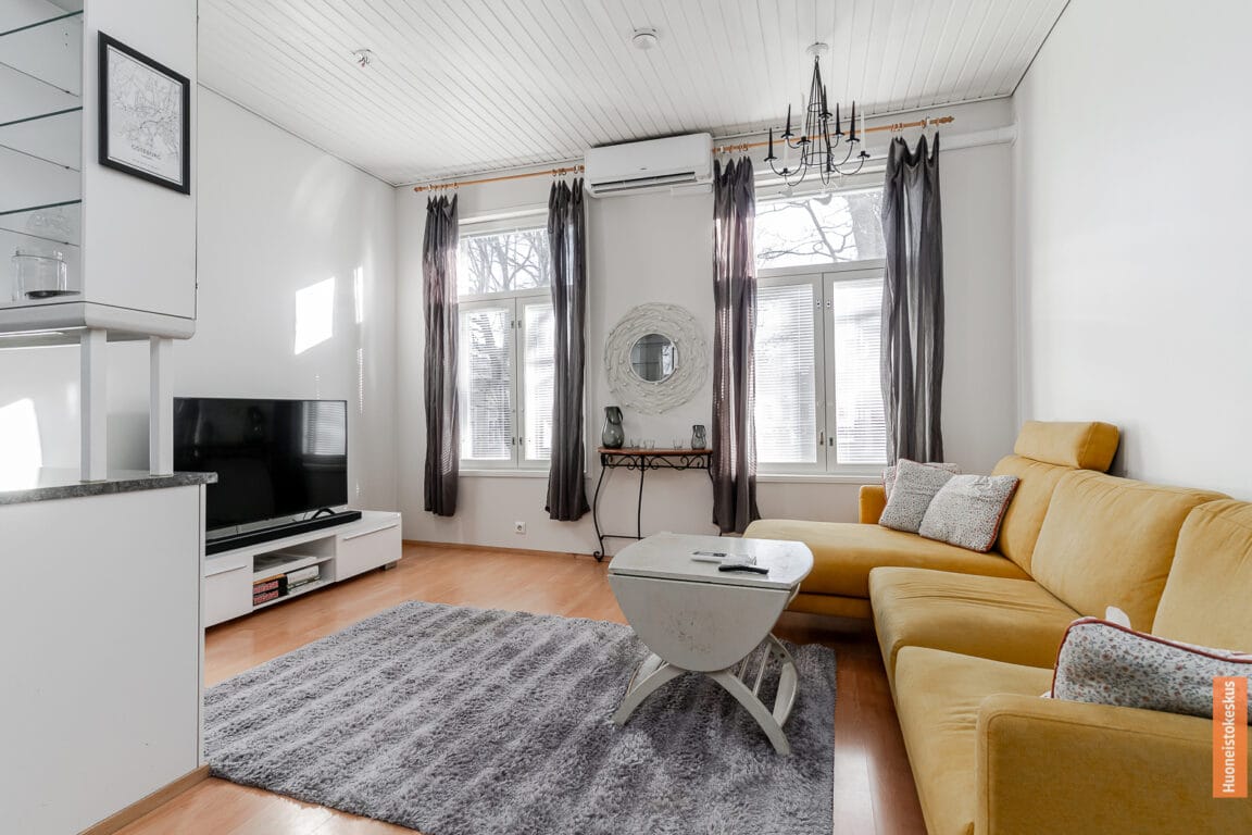 Ratakatu 8, Turku (Keskusta)