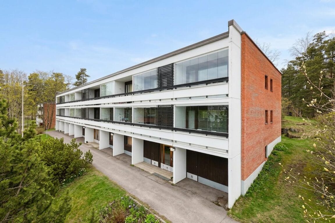 Törmäniityntie 11, Espoo (Viherlaakso)
