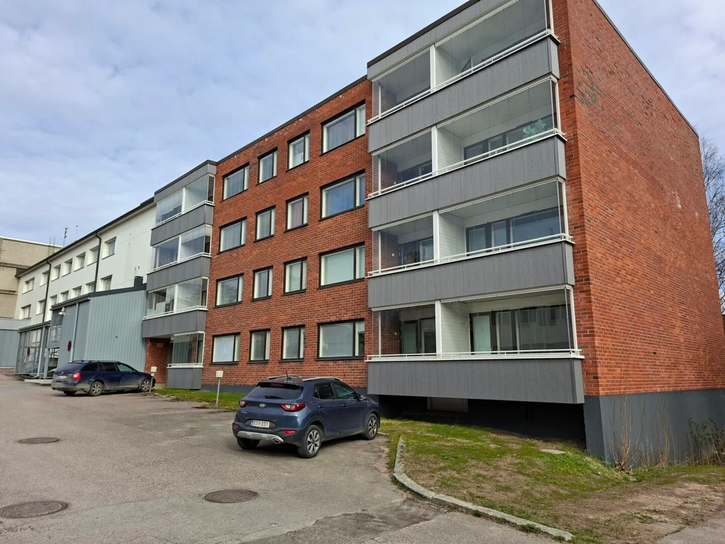 Kerrostalo, 3h+kk+p, 72 m², keskusta, Karkkila