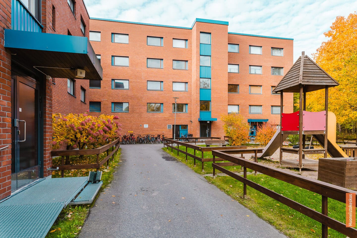 Rätiälänkatu 15 a, Turku (Ispoinen), Kuva 1