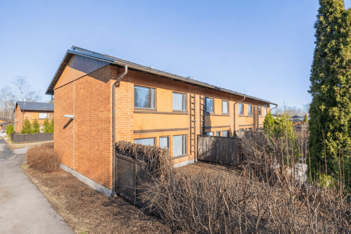 Lummetie 43, Vantaa (Viertola)