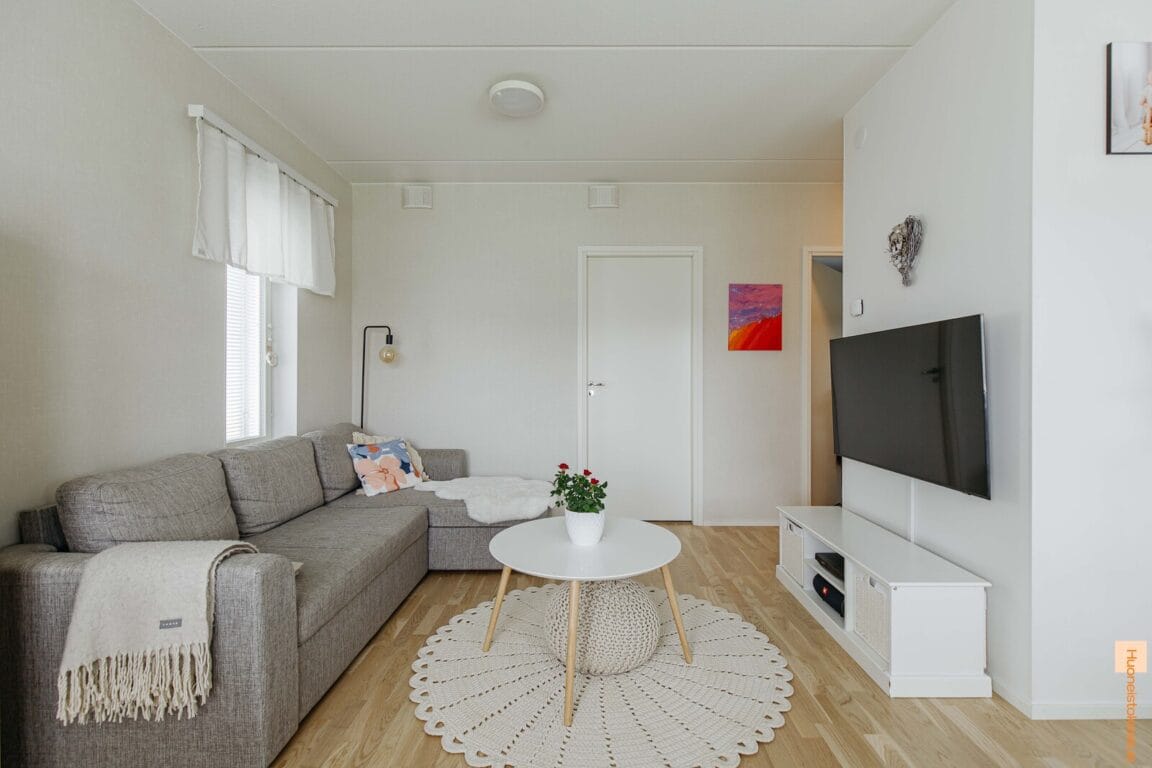 Otsonjuntu 1, Hyllykallio (Karhuvuori)