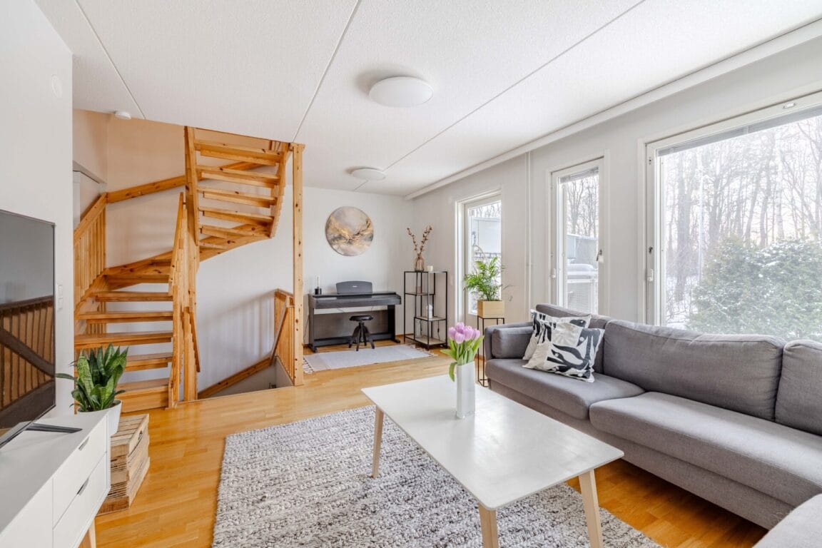 Karhusuontie 61, Helsinki (Tapaninvainio)