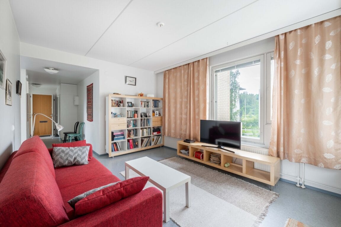 Tulvaniitynpolku 5, Helsinki (Veräjälaakso)