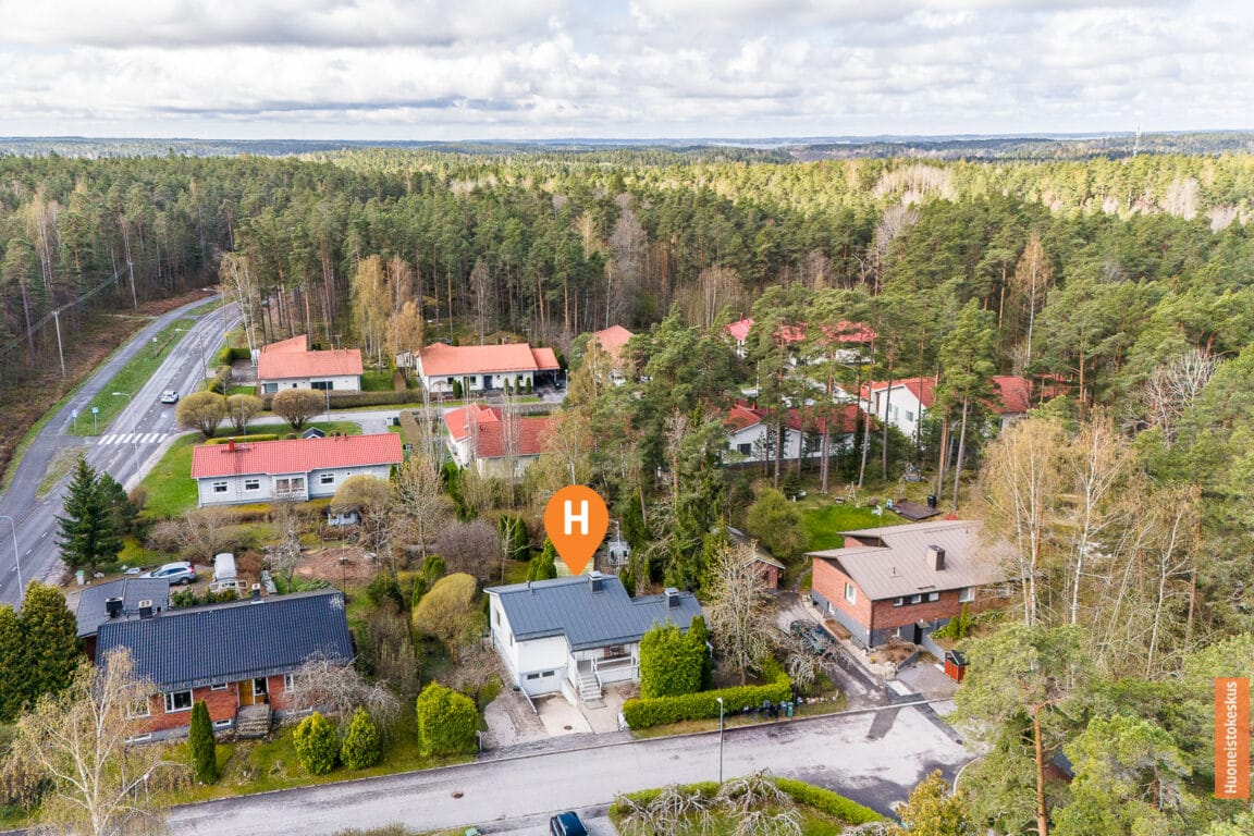 Ruuhikuja 4, Turku (Hirvensalo)