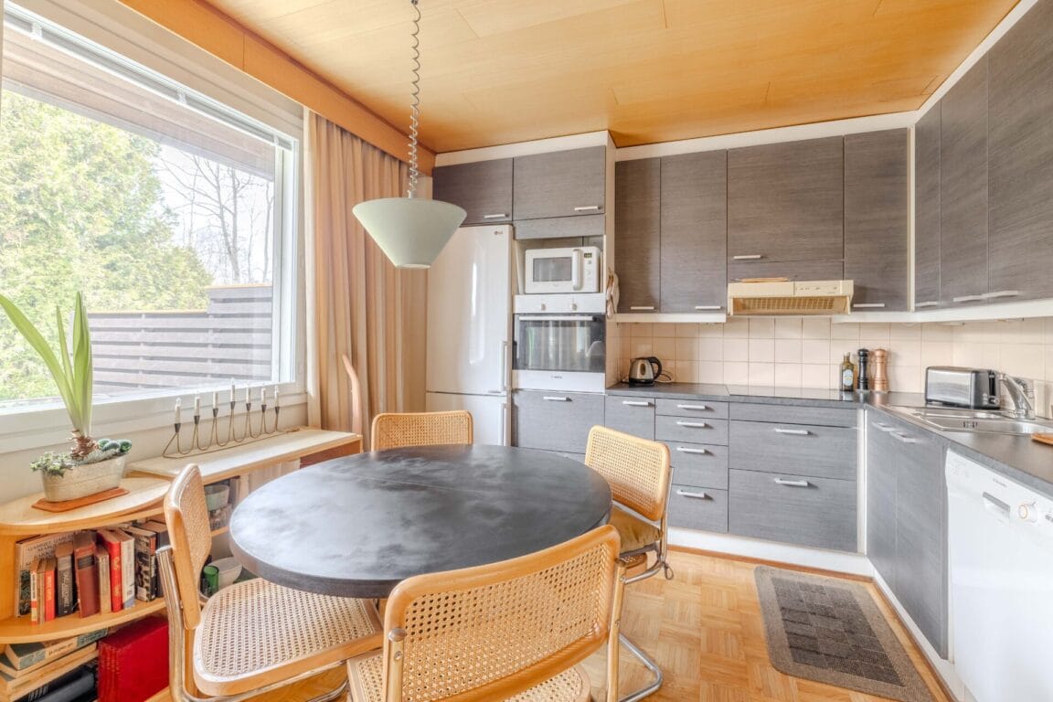 Kunnaantie 30, Vantaa (Maarinkunnas, Hakkila)