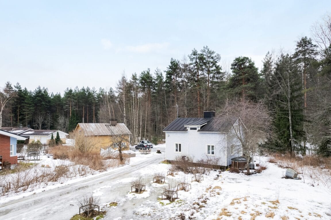 Vuorenharjuntie 5, Hämeenlinna (Viisari)