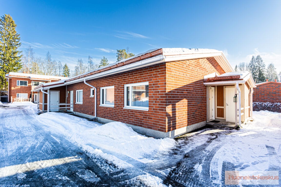 Leväsentie 30, Kuopio (Levänen)