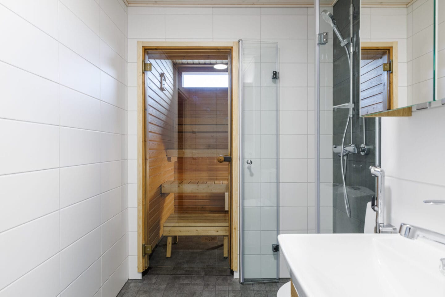 Rusthollarinkuja 7, Helsinki (Puotila, Vartiokylä), Kuva 1