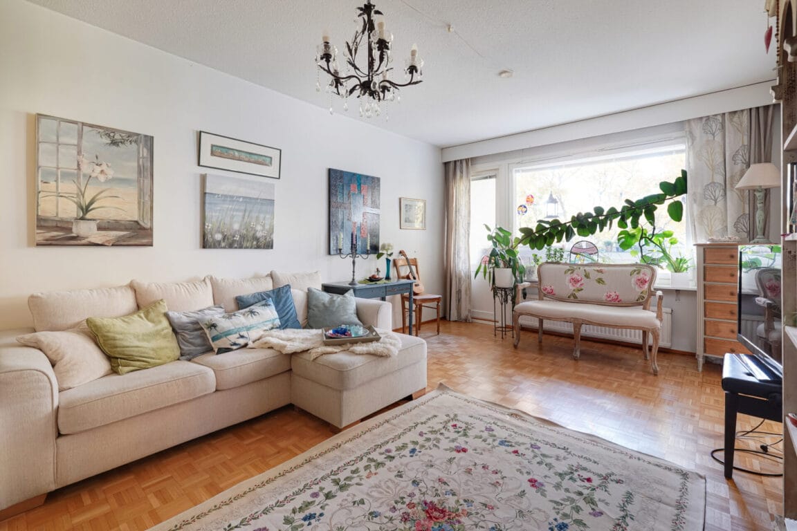 Siltavoudintie 8, Helsinki (Oulunkylä)