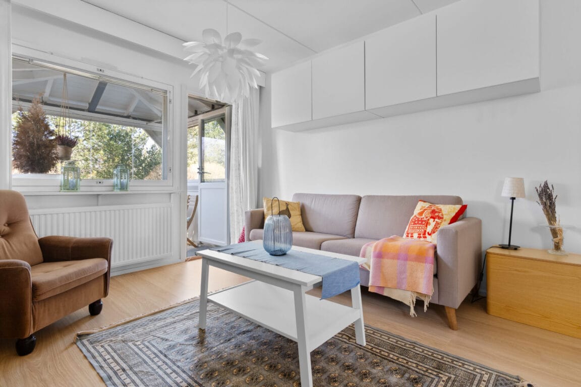 Perhekunnantie 9, Helsinki (Hakuninmaa)