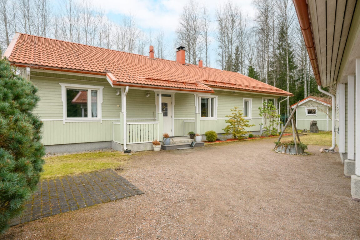 Kuusankuja 12, Karkkila (Pumminmäki)