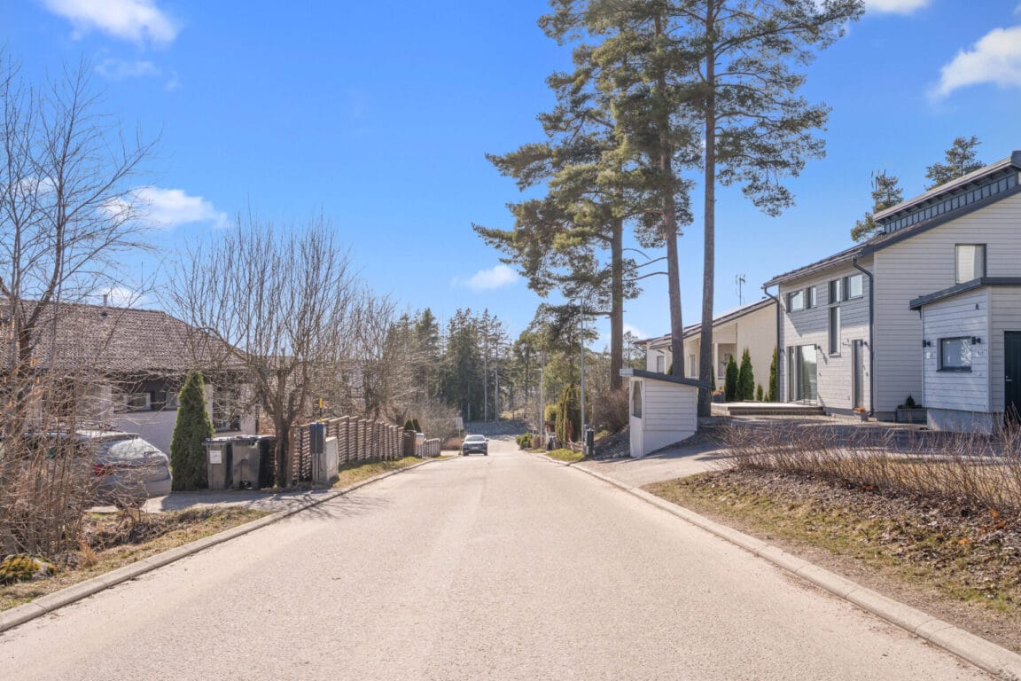 Uudenkylänmäki 26, Espoo (Vanha-Mankkaa, Mankkaa)