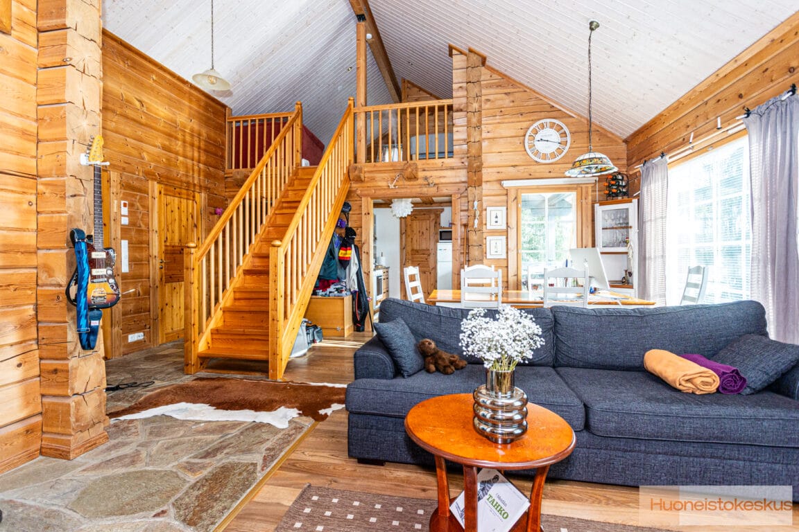 Kultarannantie 22, Tahkovuori (Tahkovuori)