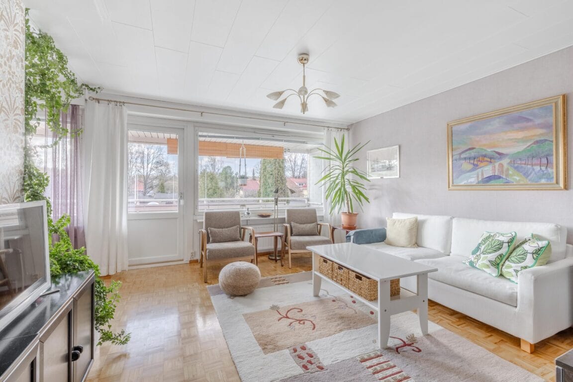 Lukkarimäentie 14, Helsinki (Itä-Pakila)