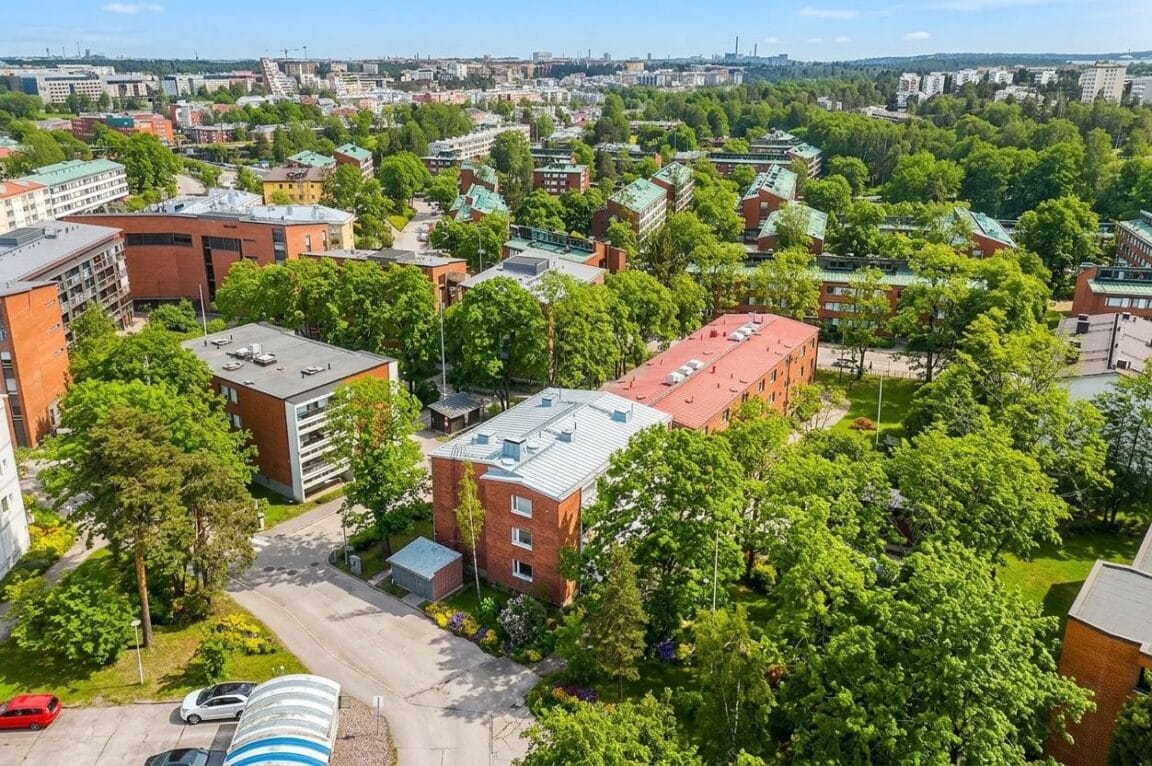 Hellemäenpolku 6, Helsinki (Etelä-Haaga, Haaga)