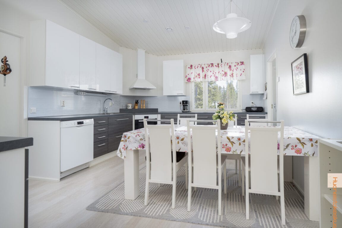 Perkkiöntie 380, Ylivieska (Ojakylä)