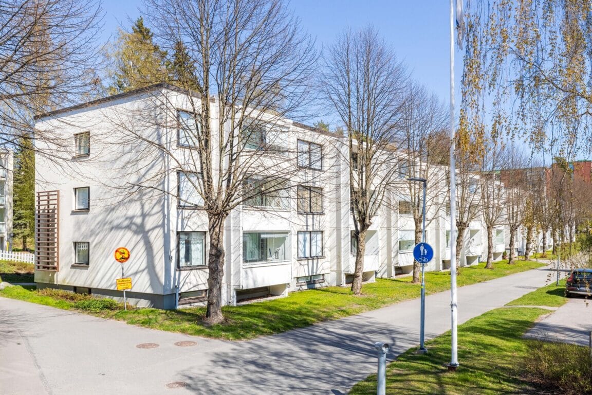 Korvatunturintie 5, Helsinki (Mellunmäki)