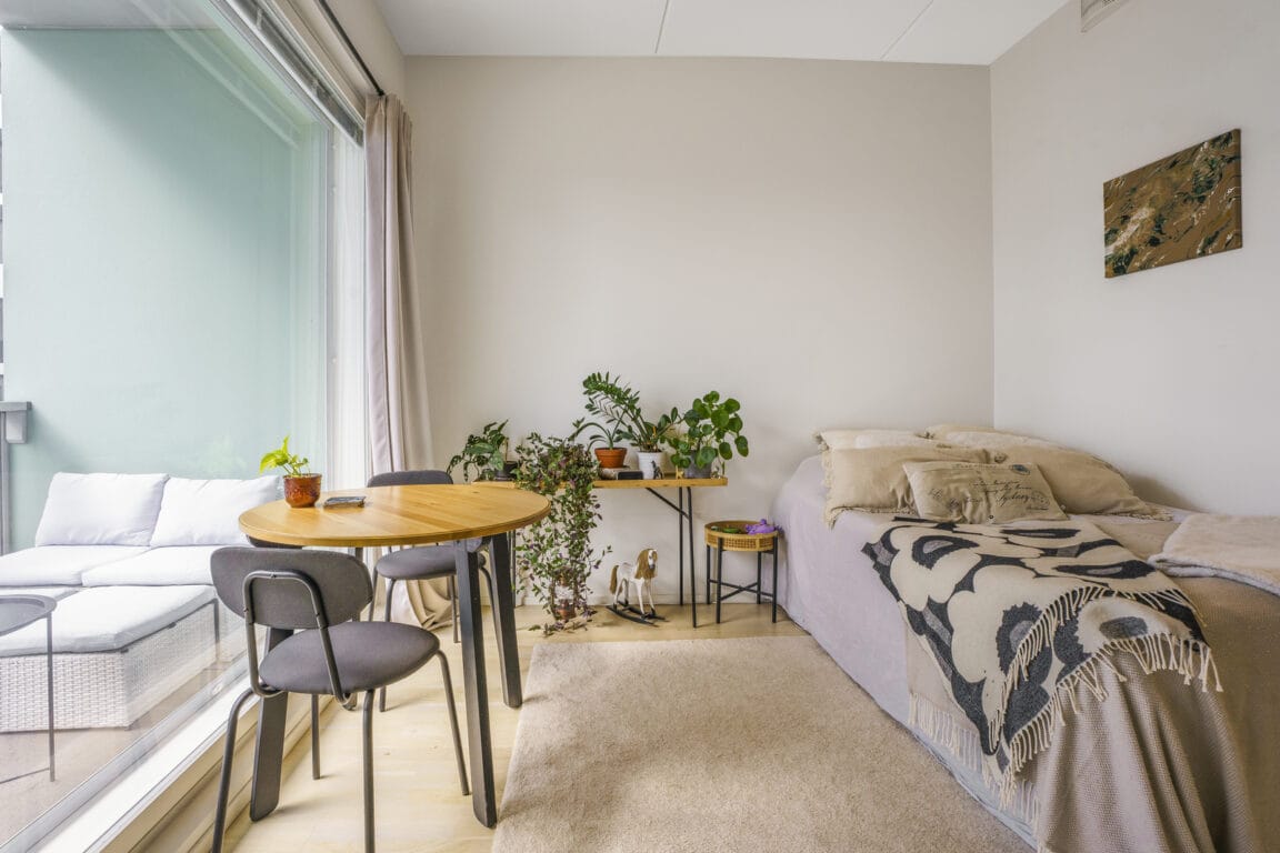 Topaasipolku 2, Vantaa (Kivistö)