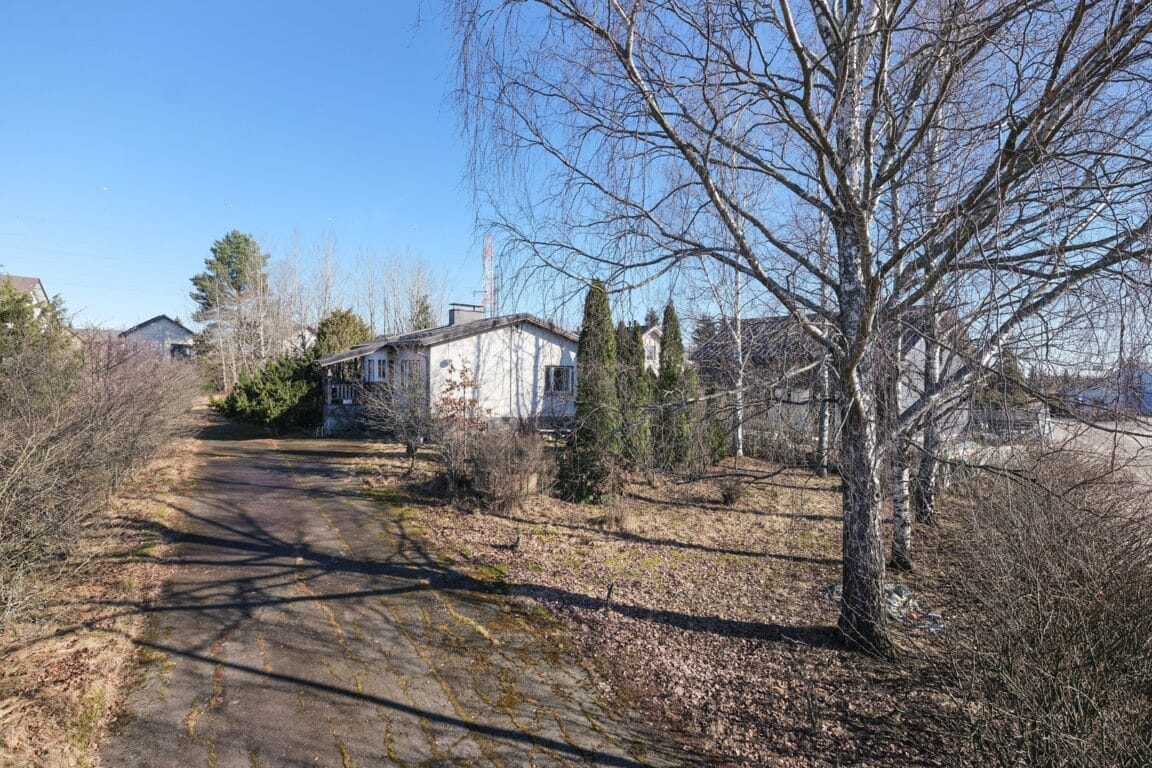 Pohjantähdentie 54, Helsinki (Suutarila)