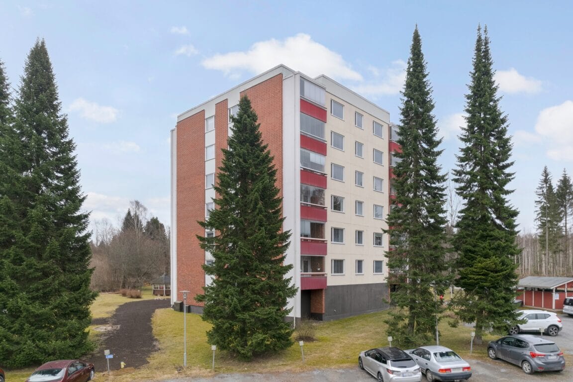 Katistentie 100, Hämeenlinna (Katinen)