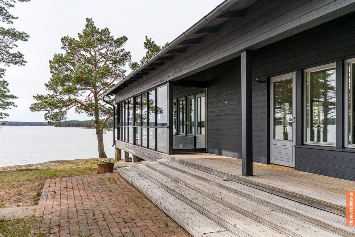 Kustavi, Kustavi (Kustavi)